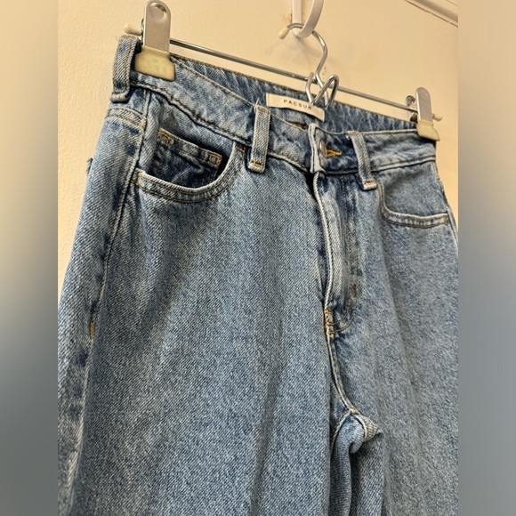 PacSun Straight Mom Jeans 100% Cotton - Size 23 - Picture 3 of 13